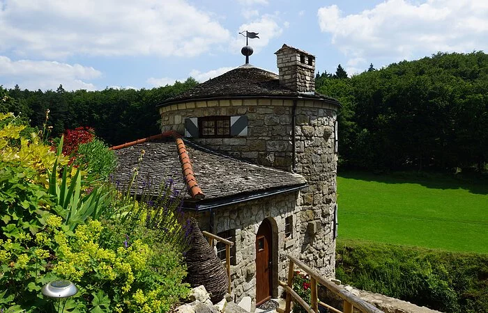 Amalienturm Mörnsheim_Außenansicht_nordwest